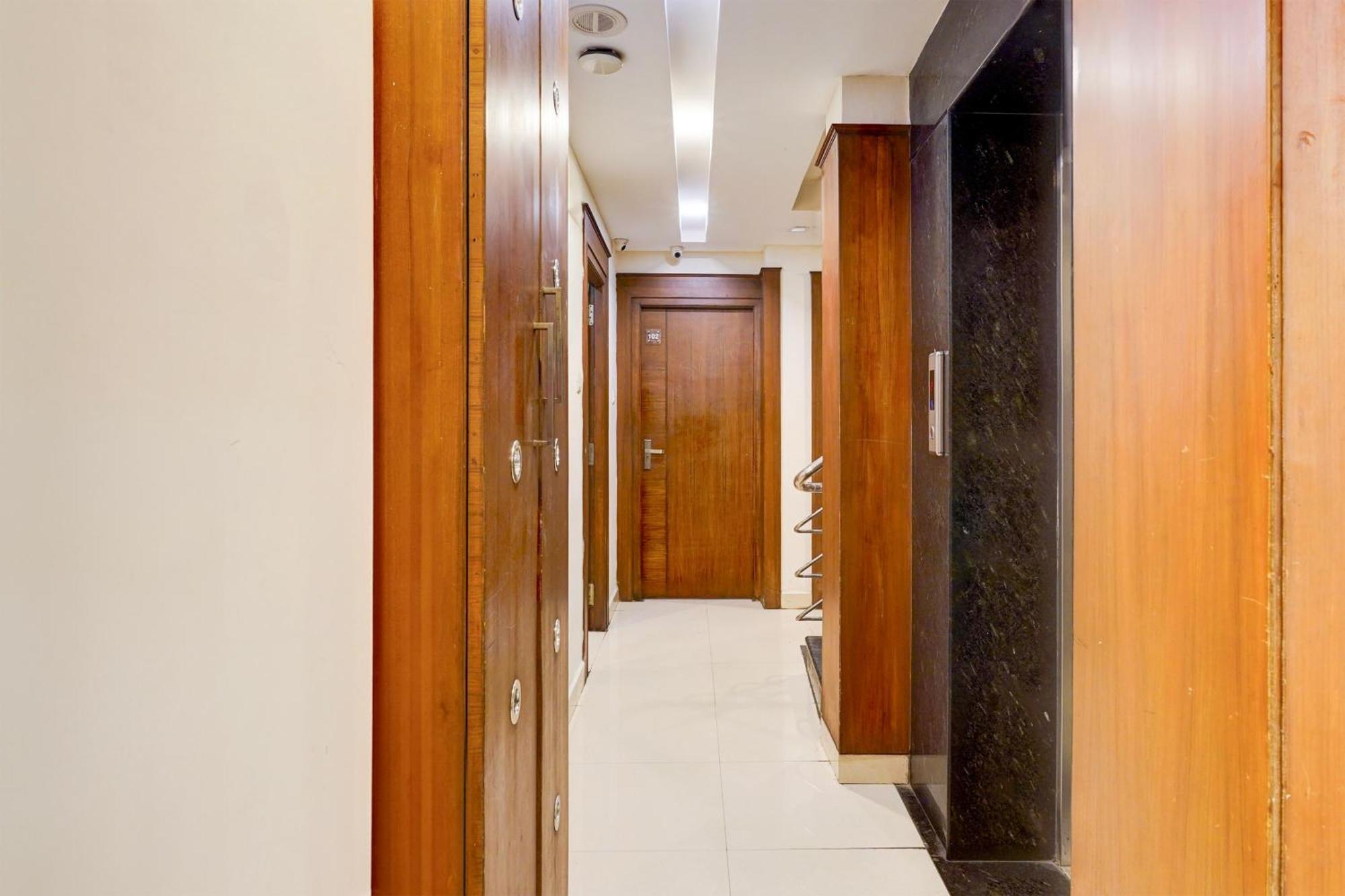 Hotel O Queen Shell Residency Vadapalani 3*
