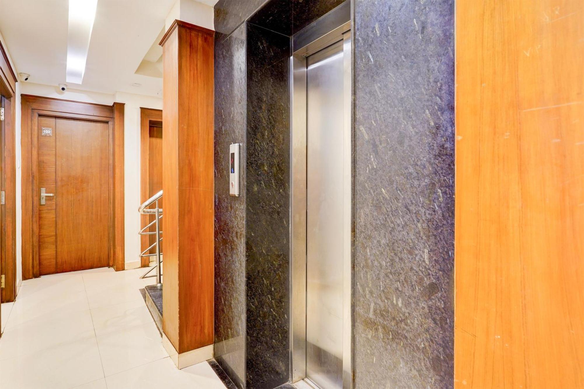 O Queen Shell Residency Vadapalani 3*